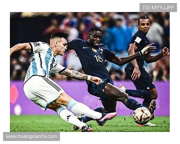 凯发体育曼城:利用平台进行曼城比赛的高清直播与回放,享受极致观赛体验 凯发体育曼城:利用平台进行曼城比赛的高清直播与回放,享受极致观赛体验